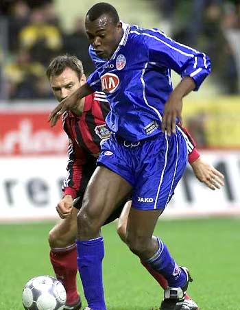 在关键比赛 在关键比赛